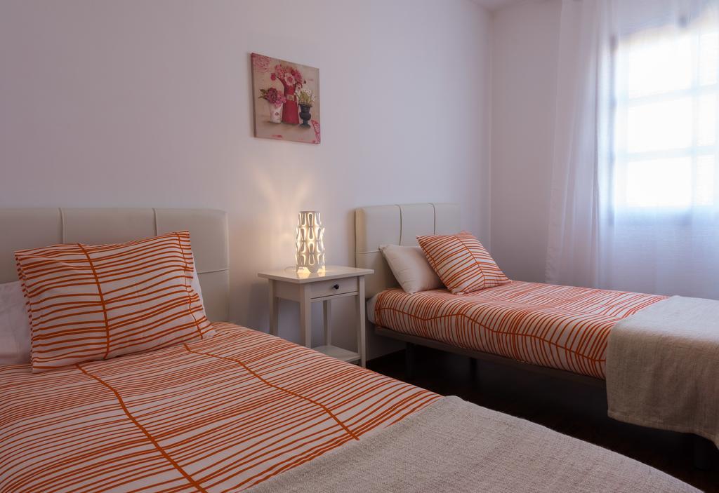 Apartamentos Lobos Mirador คอร์ราเลโฮ ภายนอก รูปภาพ