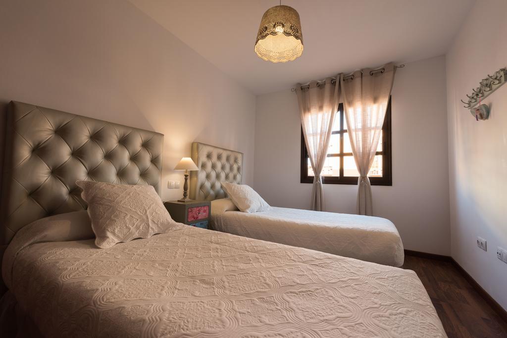 Apartamentos Lobos Mirador คอร์ราเลโฮ ภายนอก รูปภาพ