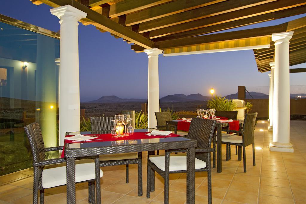 Apartamentos Lobos Mirador คอร์ราเลโฮ ภายนอก รูปภาพ