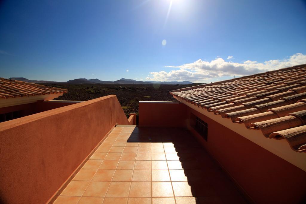 Apartamentos Lobos Mirador คอร์ราเลโฮ ภายนอก รูปภาพ