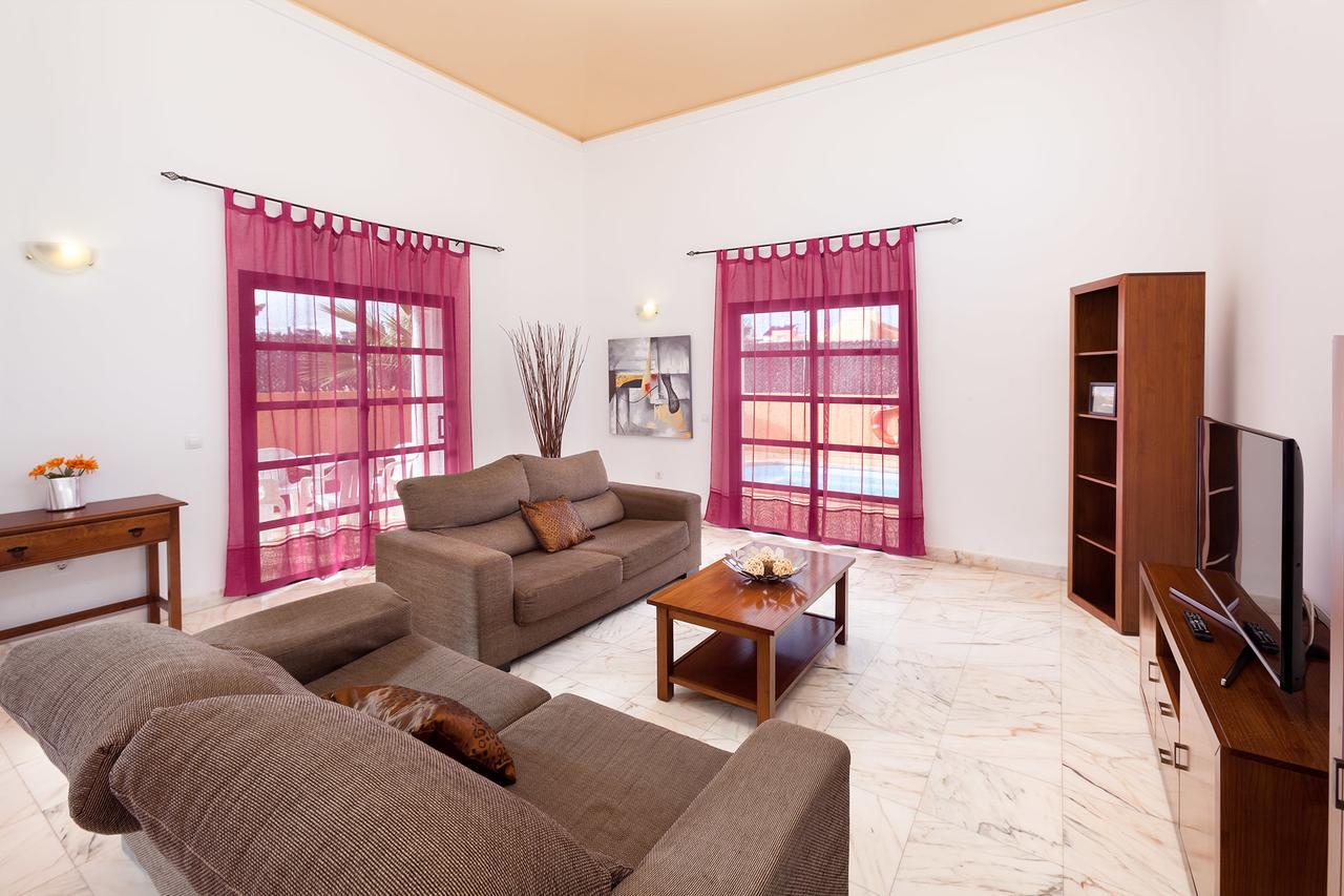 Apartamentos Lobos Mirador คอร์ราเลโฮ ภายนอก รูปภาพ